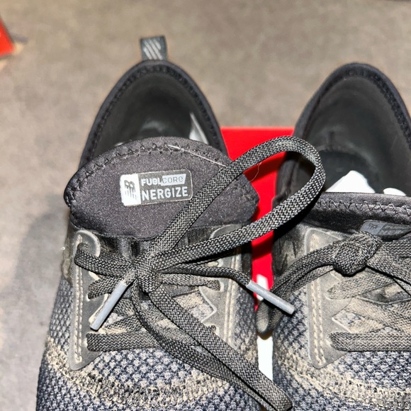 Black new balance fuelCore Nergize V1 Sneaker 7.5- - Picture 5 of 6